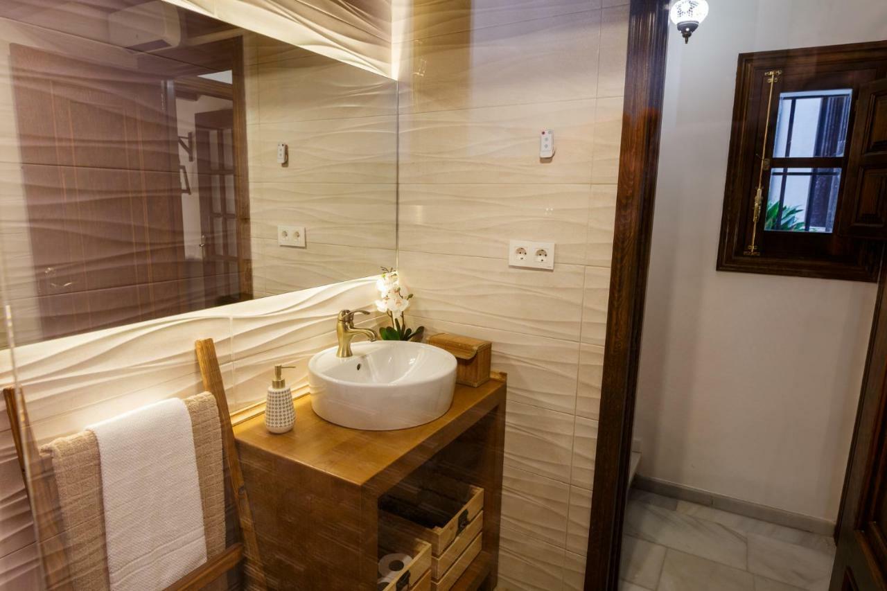 Meraki Suites Dauro 格拉纳达 外观 照片